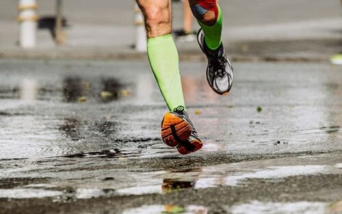 Senk Spreizfuß Laufschuh Test: Die 7 besten Senk Spreizfuß Laufschuhe 2025