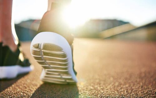Billigen Laufschuh Test: Die 7 besten billige Laufschuhe 2024